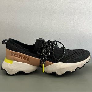 Sorel kinetic lace sneaker 6.5